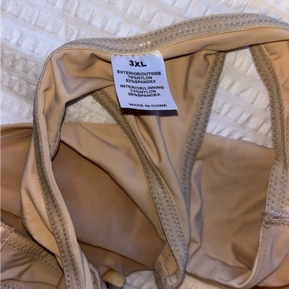 NEW Plunge Backless Bra Bodysuit - Picture 9 of 12